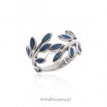 Silberring mit blauem Opalblatt