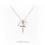 Schöne silberne Halskette mit einem Kreuz und einem kleinen Zirkon