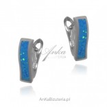 Silberne Ohrringe mit blauem Opal - einfache, klassische Ohrringe