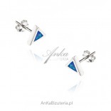 Silberne Ohrringe DREIECKE mit blauem Opal