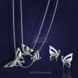 Schmetterlinge - Silber rhodiniertes Set von Ohrringen und eine Halskette.